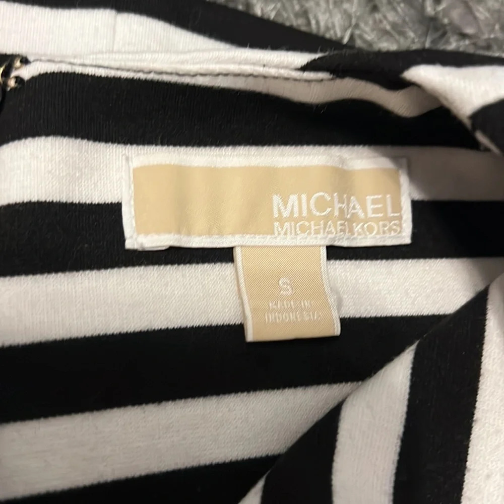 Michael Kors Striped Top - Picture 8 of 8